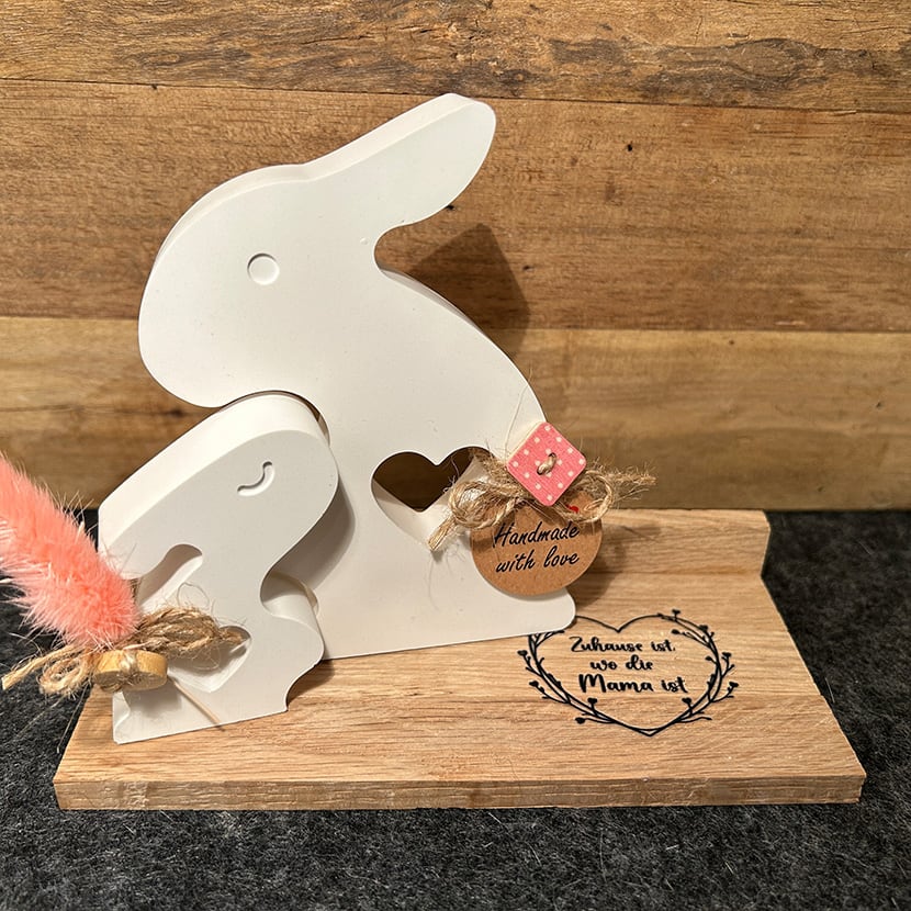 Jedes Set ein Unikat: Hasen-Duo Mama und Baby aus Gießkeramik
