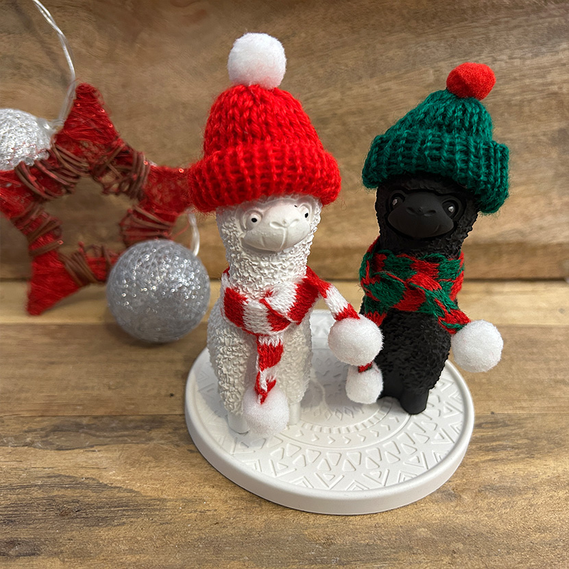 Alpaka-Figuren mit Blumen-Untersetzer – Bild 4