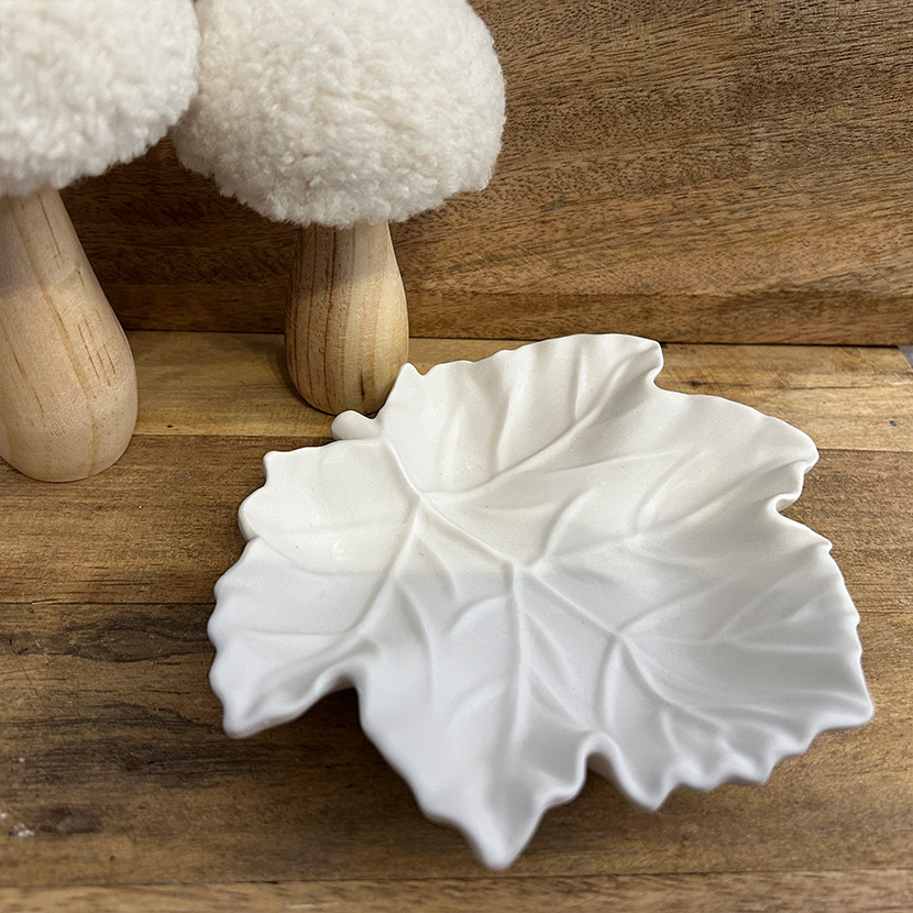 Schale in Blatt-Optik