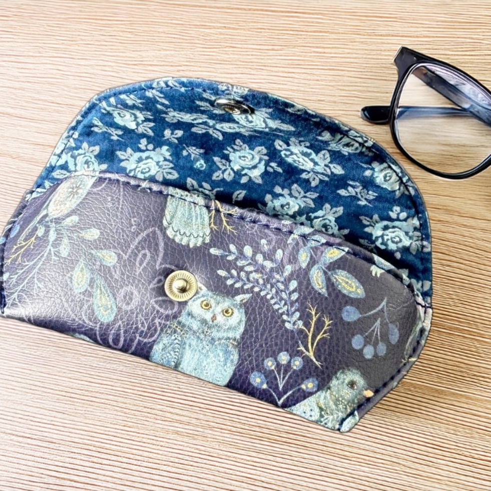 Veganes Brillenetui aus Kunstleder in 2 Varianten – Bild 2