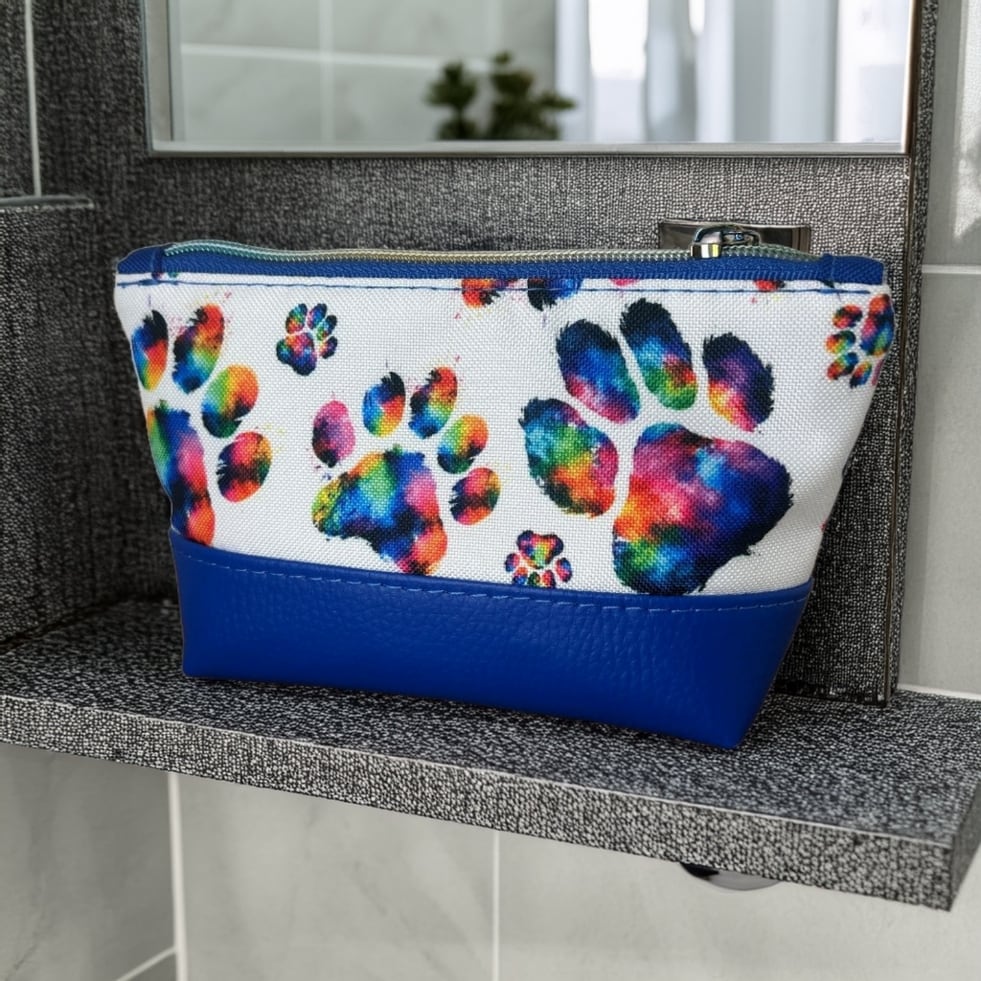 Kosmetiktasche Pfötchen Design in 4 Varianten