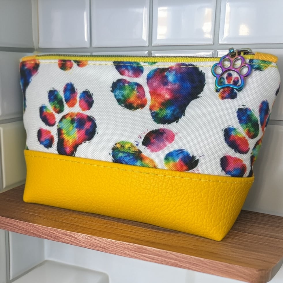 Kosmetiktasche Pfötchen Design in 4 Varianten – Bild 2