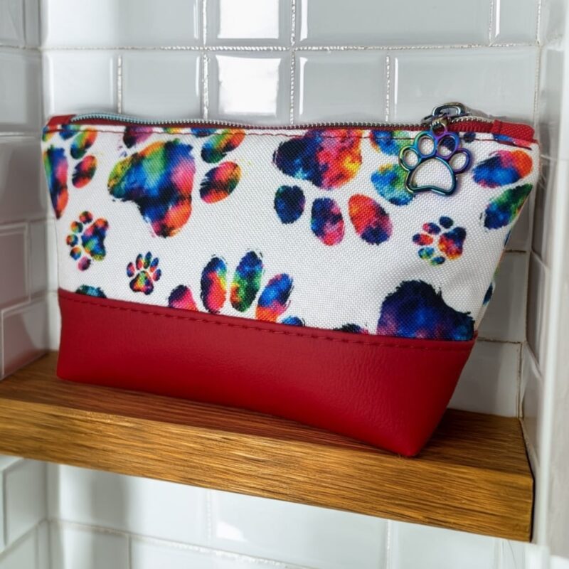 Kosmetiktasche Pfötchen Design in 4 Varianten – Bild 3
