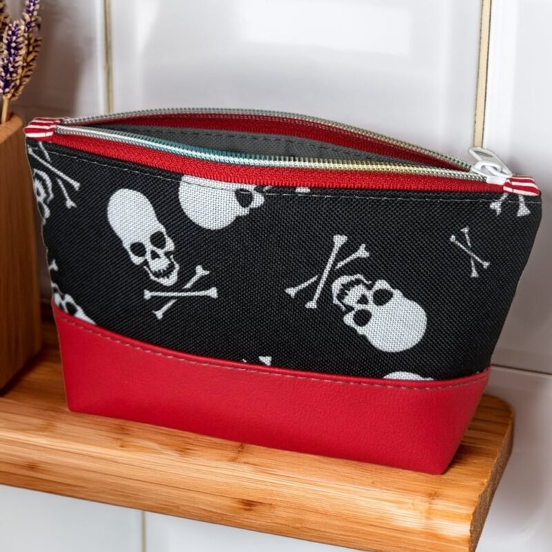 Kosmetiktasche Totenkopf-Design in 5 Varianten – Bild 2