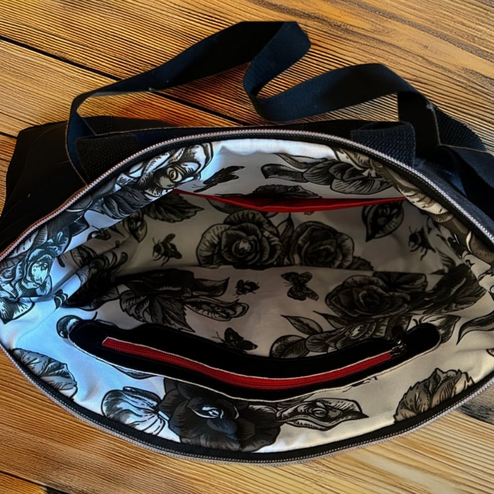 Handgemachte Schultertasche aus Oxfordstoff – Bild 2